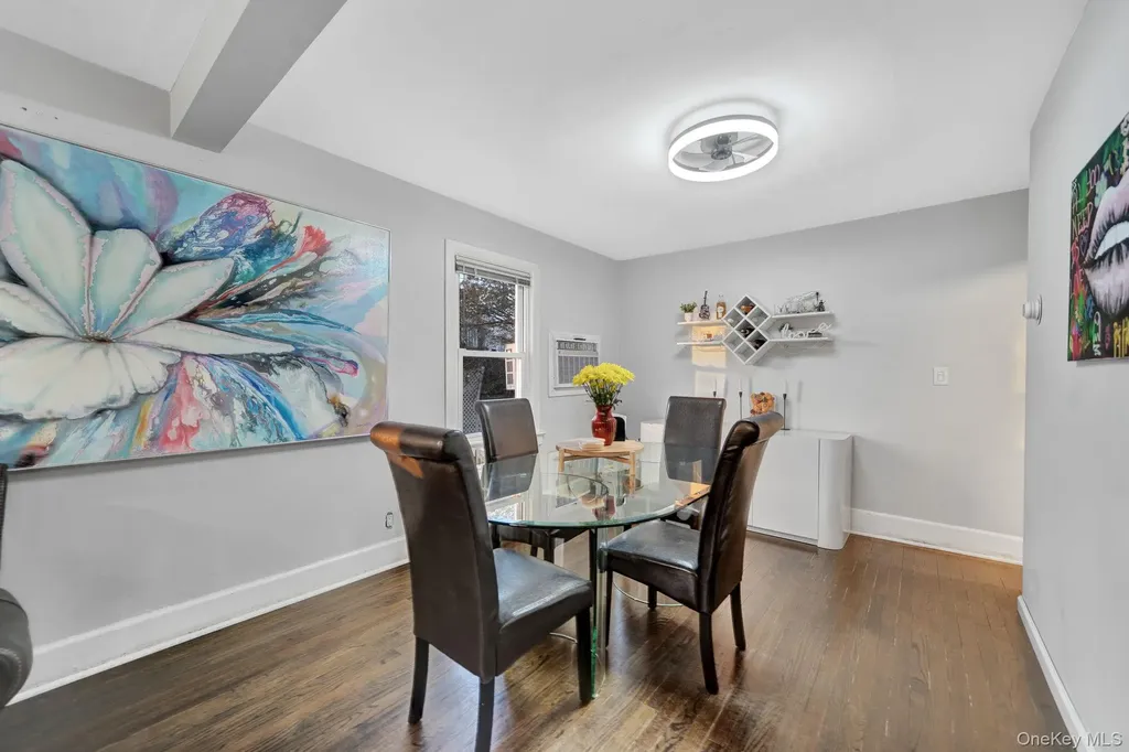 105 Thomas Place Bellmore NY 11710