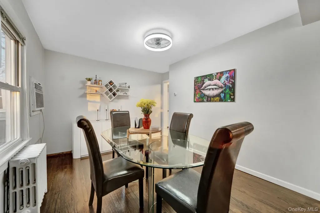 105 Thomas Place Bellmore NY 11710