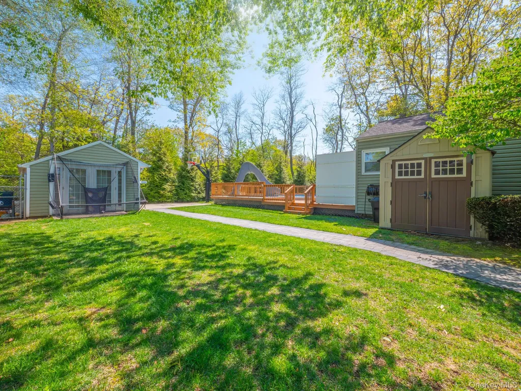 763 Pat Drive West Islip NY 11795