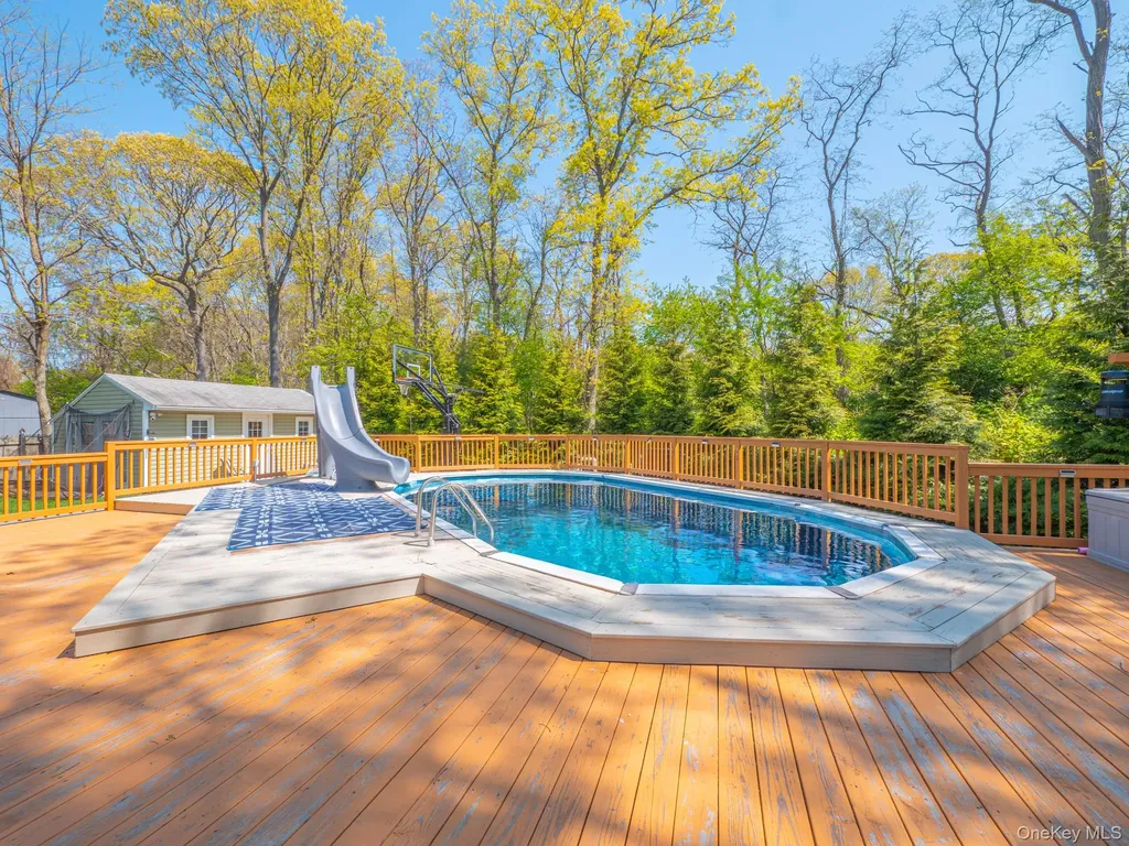 763 Pat Drive West Islip NY 11795