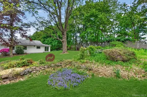 17 Montrose Station Road Montrose NY 10548