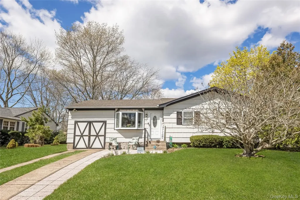 31 Dena Drive Blue Point NY 11715