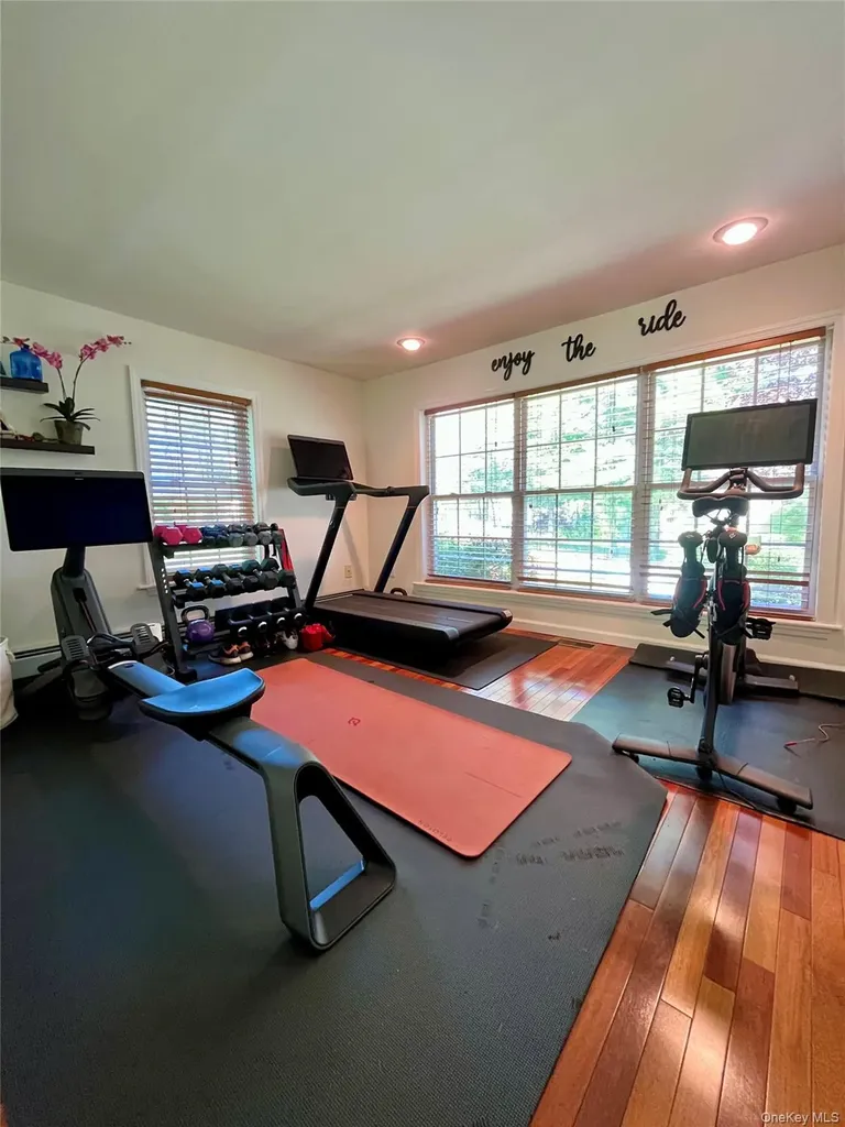 23 Edgewood Drive Harriman NY 10926