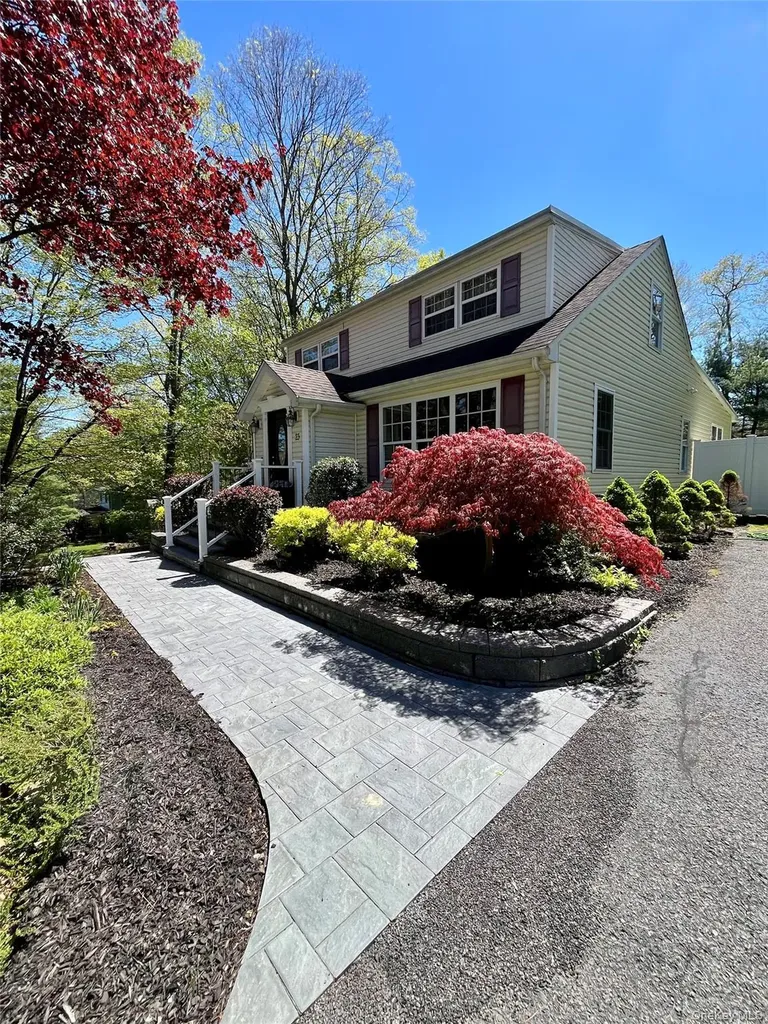 23 Edgewood Drive Harriman NY 10926