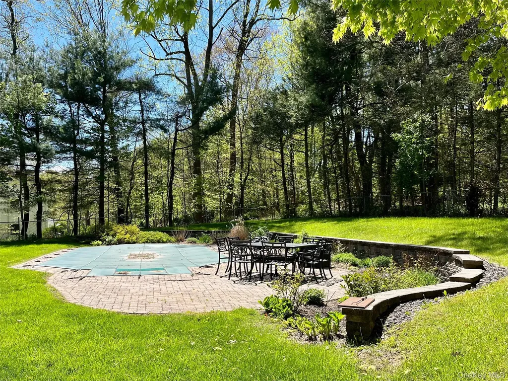 23 Edgewood Drive Harriman NY 10926