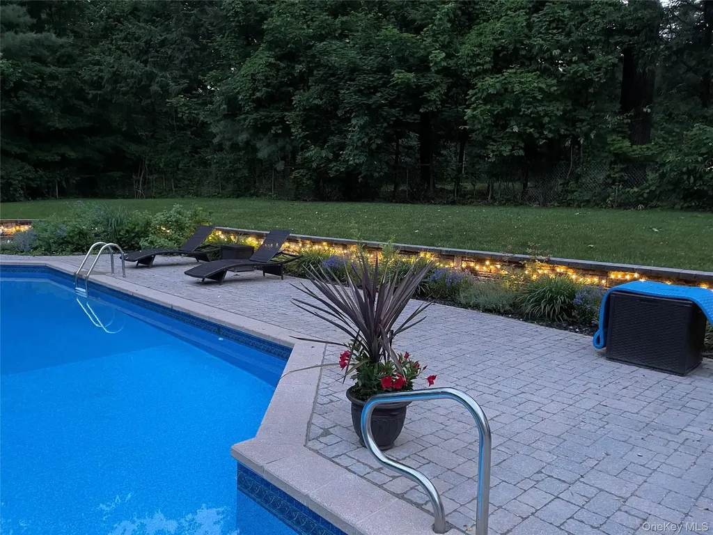23 Edgewood Drive Harriman NY 10926