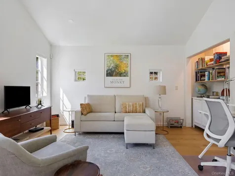 555 Mountain View Avenue Hurley NY 12443