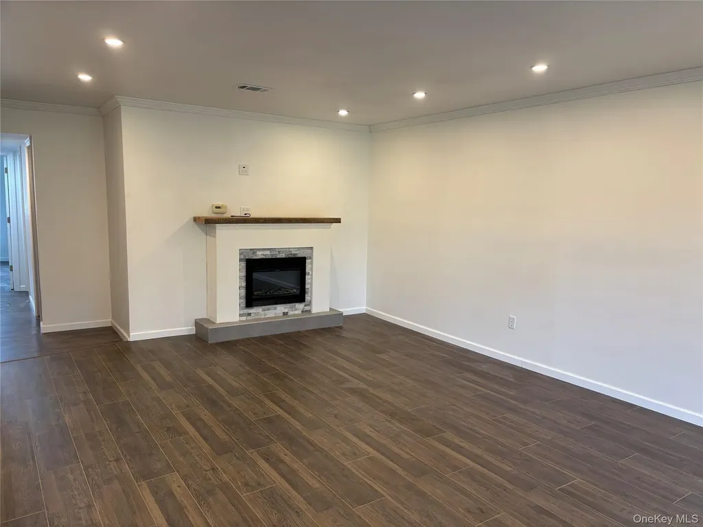 309 Cherry Hill Drive Poughkeepsie NY 12603