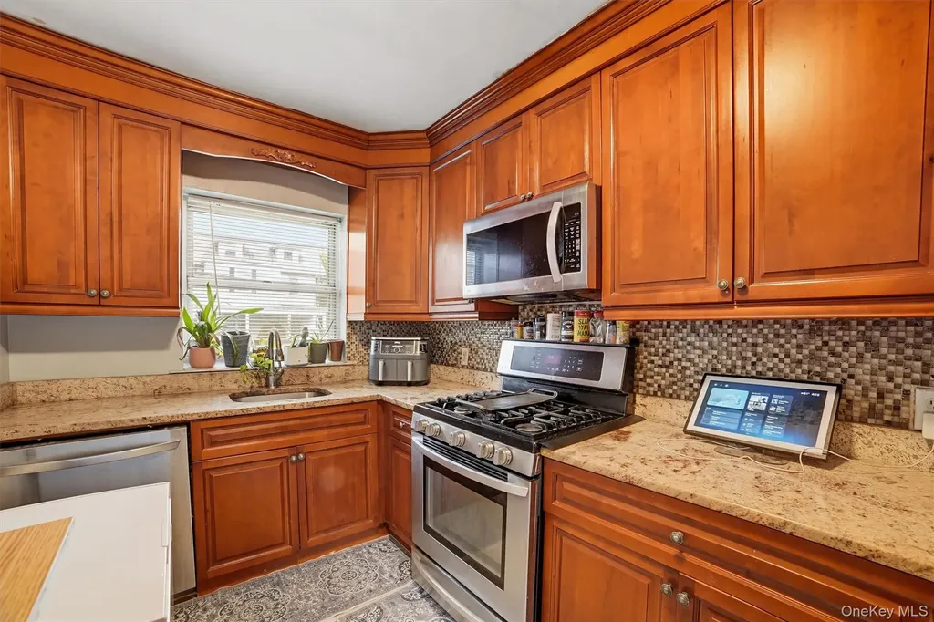 485 Webster Avenue New Rochelle NY 10801