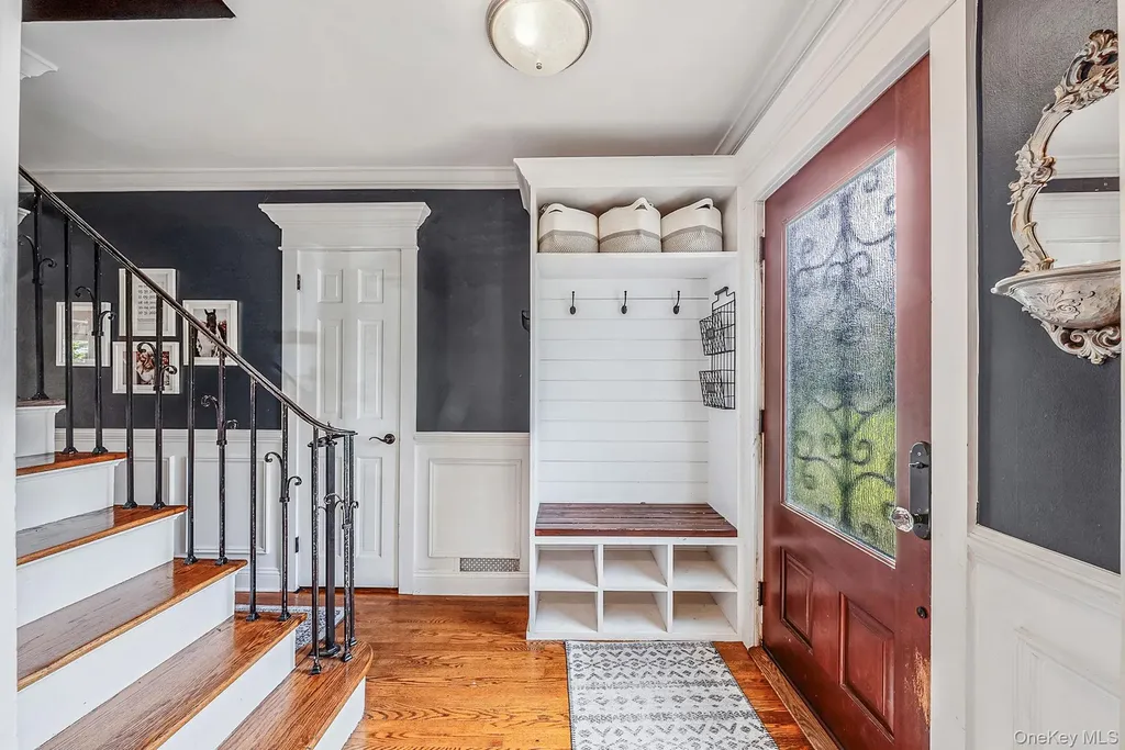 16 Glen Lane Glen Head NY 11545