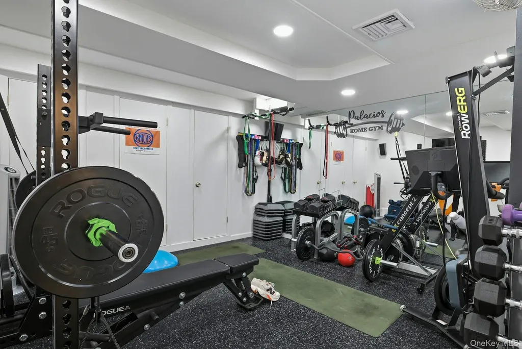 108 East Neck Road Huntington NY 11743