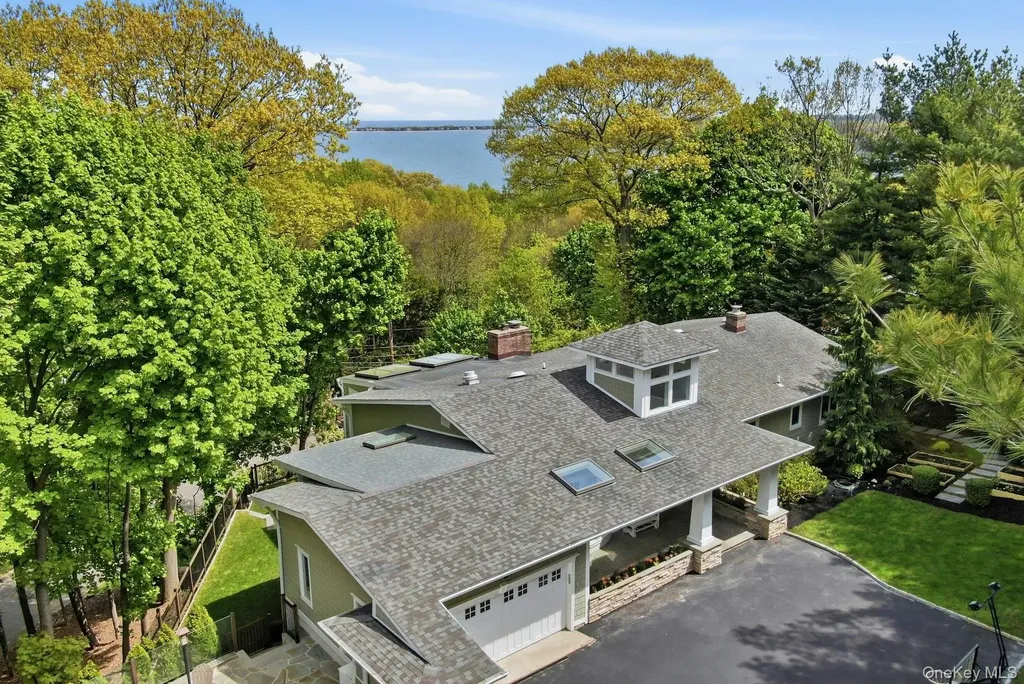 108 East Neck Road Huntington NY 11743