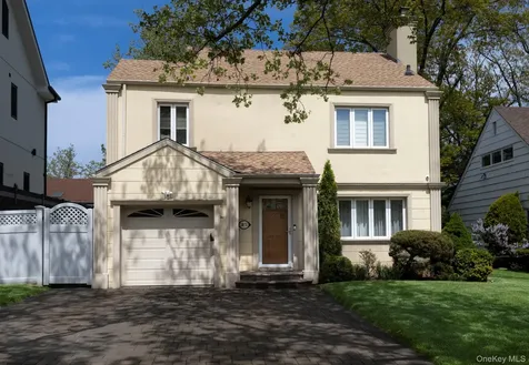 218-51 82ND Avenue Hollis Hills NY 11427