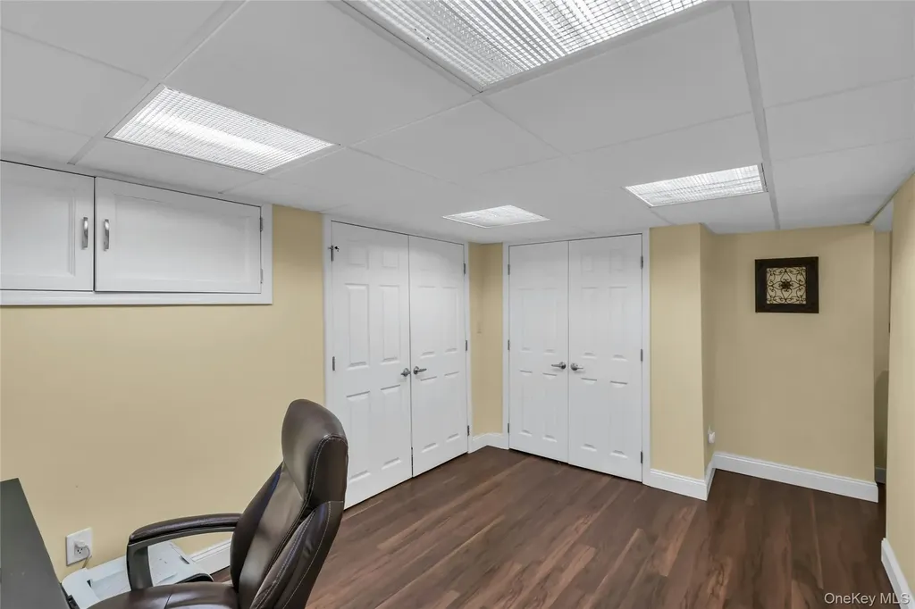 288 Bow Drive Smithtown NY 11787