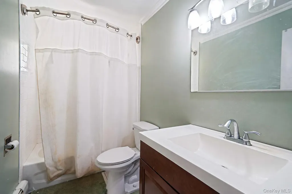 237 Adams Street Deer Park NY 11729