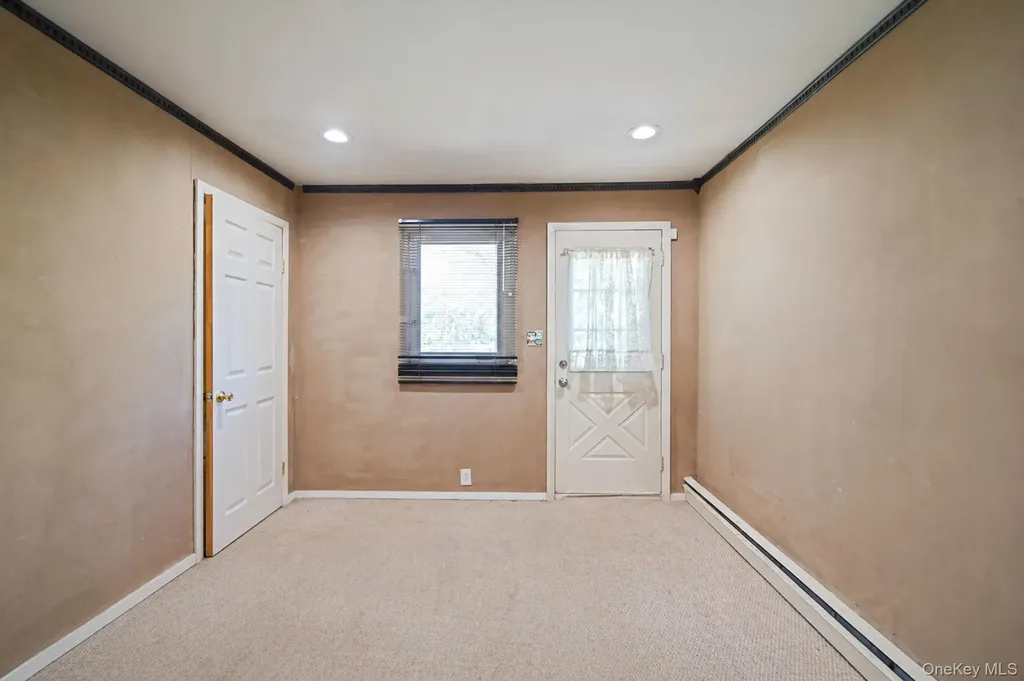 237 Adams Street Deer Park NY 11729
