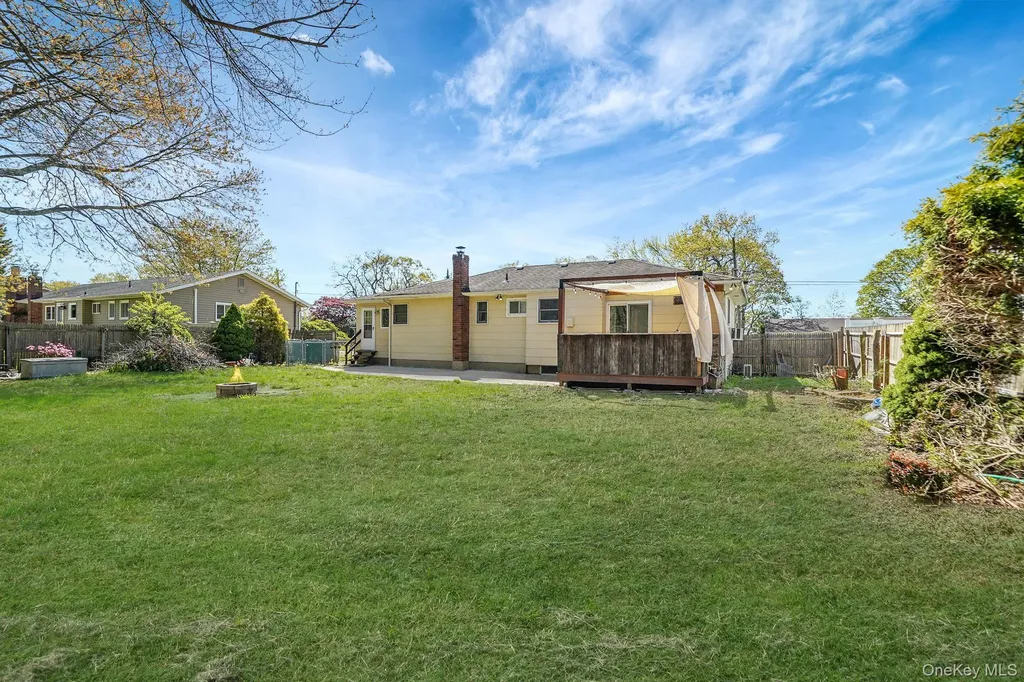 237 Adams Street Deer Park NY 11729