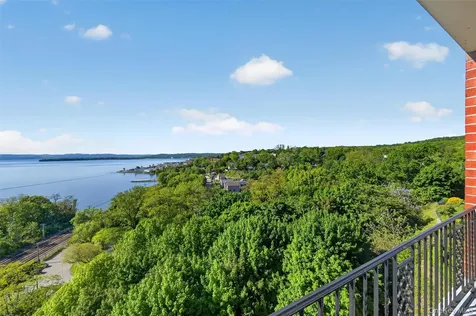 16 Rockledge Avenue Ossining NY 10562