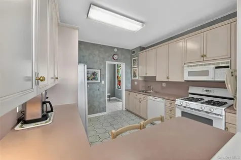 16 Rockledge Avenue Ossining NY 10562