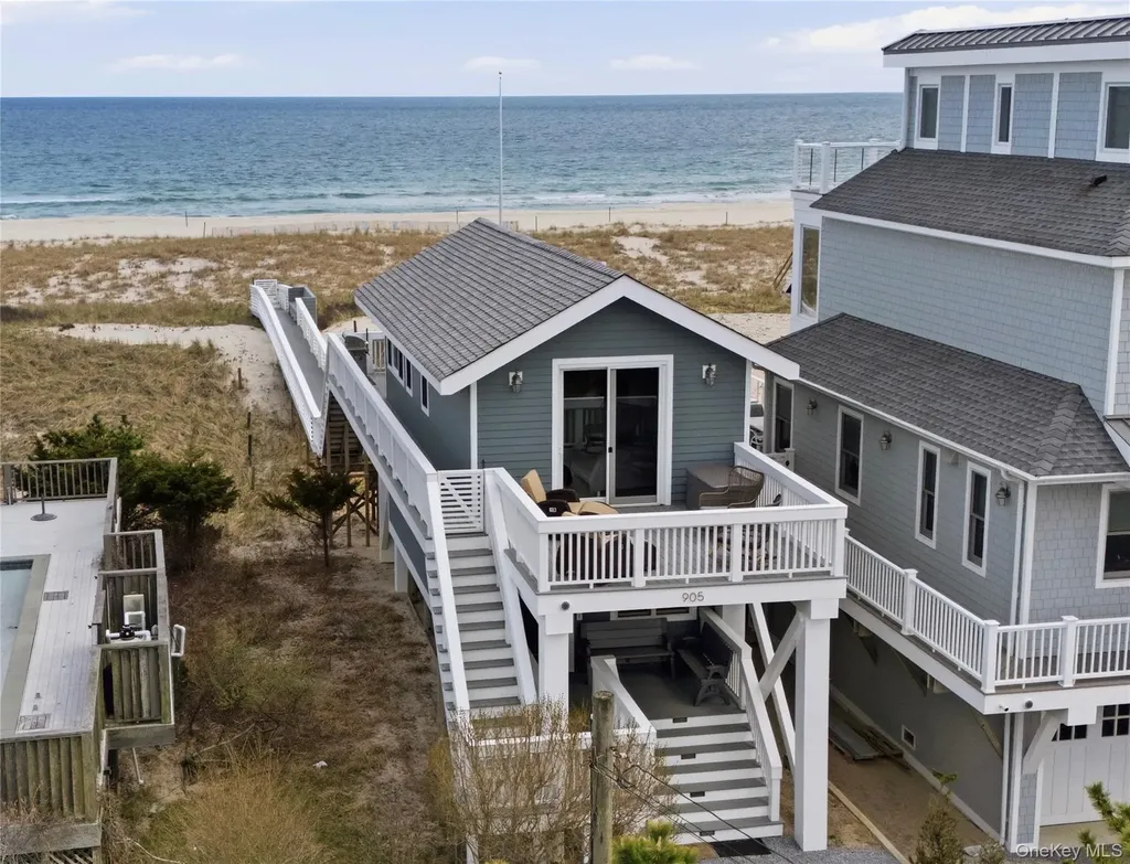 905 Dune Road Westhampton Dunes NY 11978