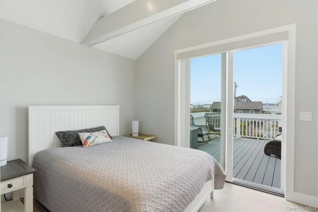 905 Dune Road Westhampton Dunes NY 11978