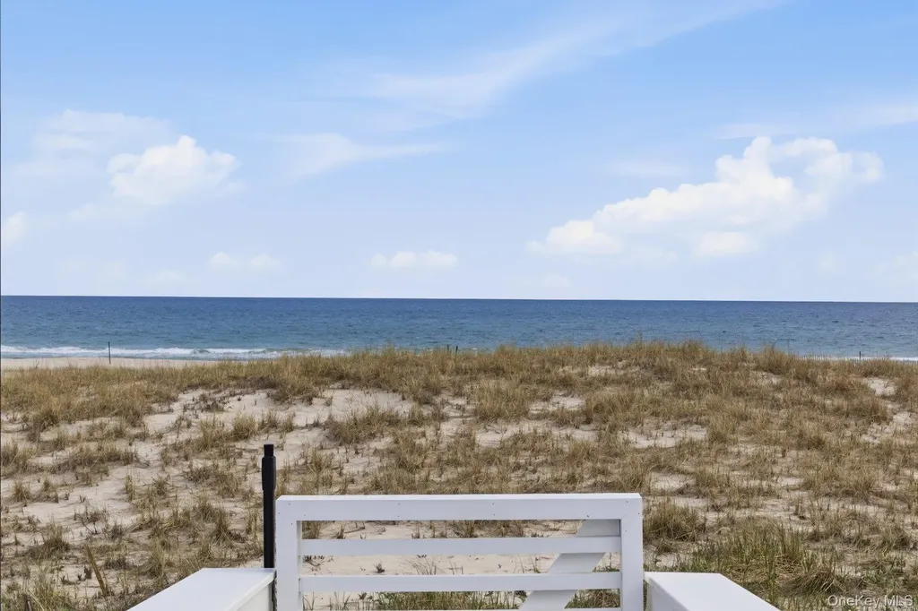 905 Dune Road Westhampton Dunes NY 11978