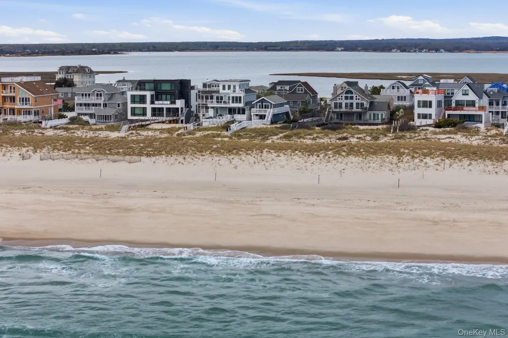 905 Dune Road Westhampton Dunes NY 11978