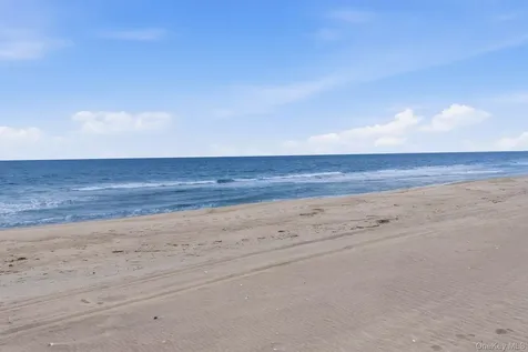 905 Dune Road Westhampton Dunes NY 11978