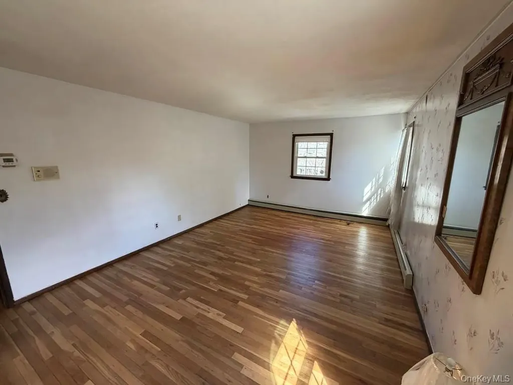 20 Harby Drive Huntington NY 11743