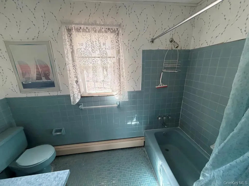 20 Harby Drive Huntington NY 11743