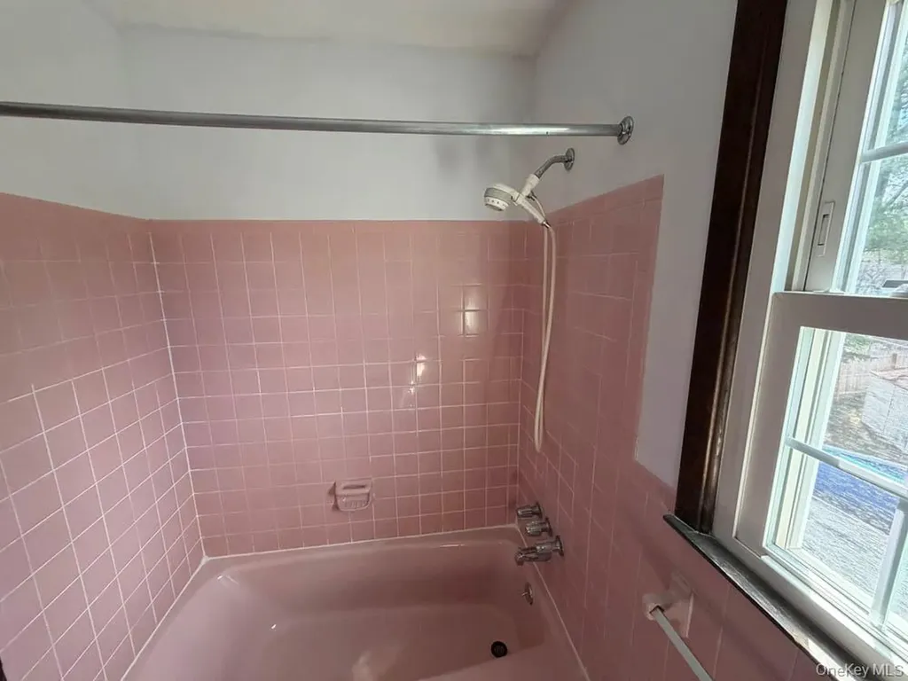 20 Harby Drive Huntington NY 11743