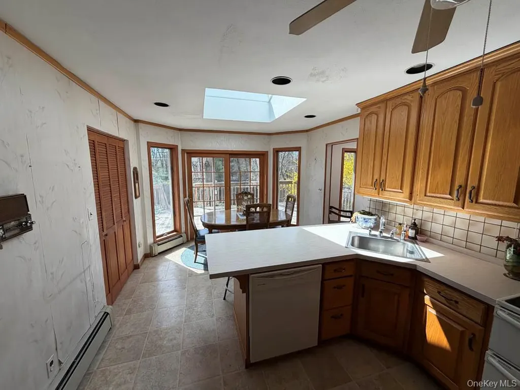 20 Harby Drive Huntington NY 11743
