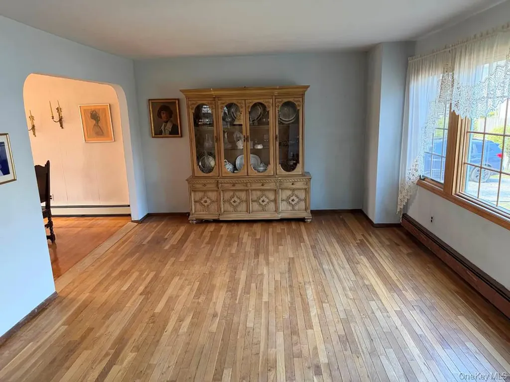 20 Harby Drive Huntington NY 11743