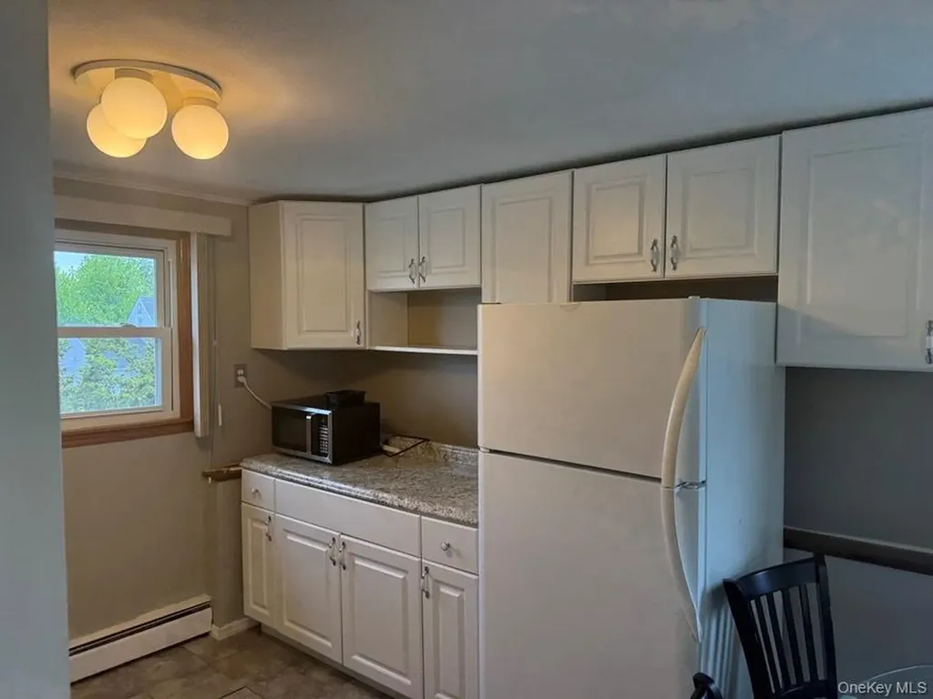 175 Wickfield Lane North Babylon NY 11703