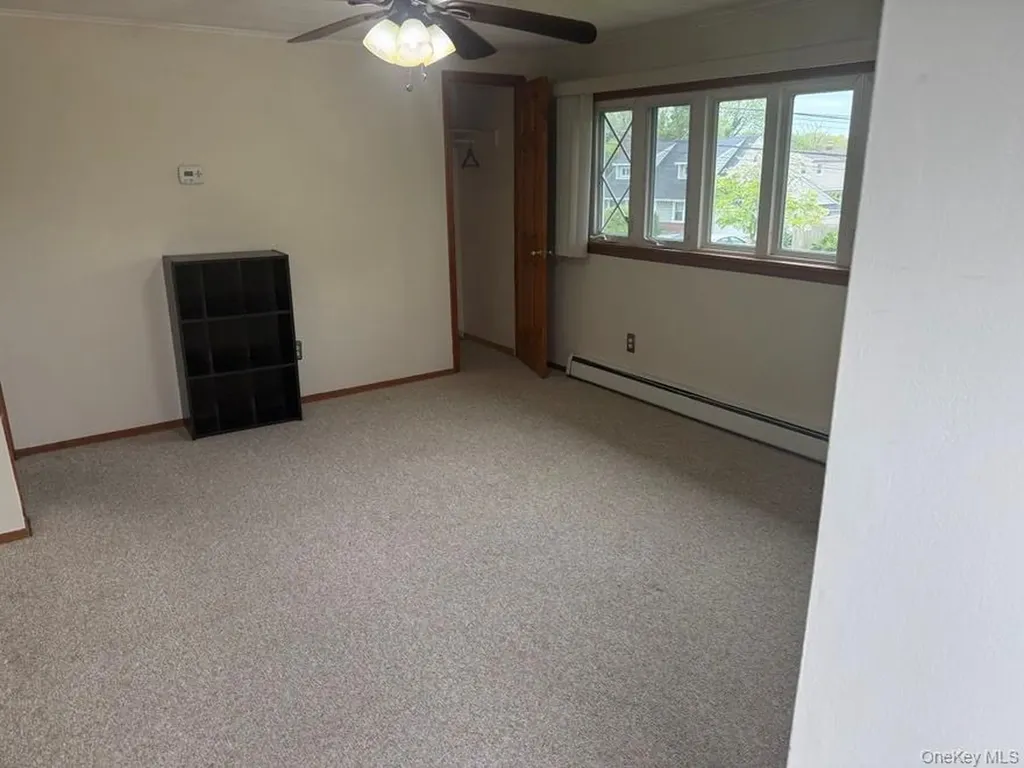 175 Wickfield Lane North Babylon NY 11703