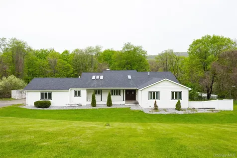 921 W Dover Road Pawling NY 12564