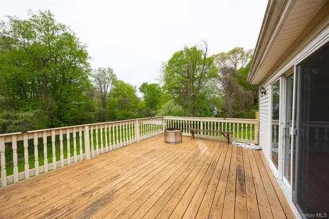 921 W Dover Road Pawling NY 12564