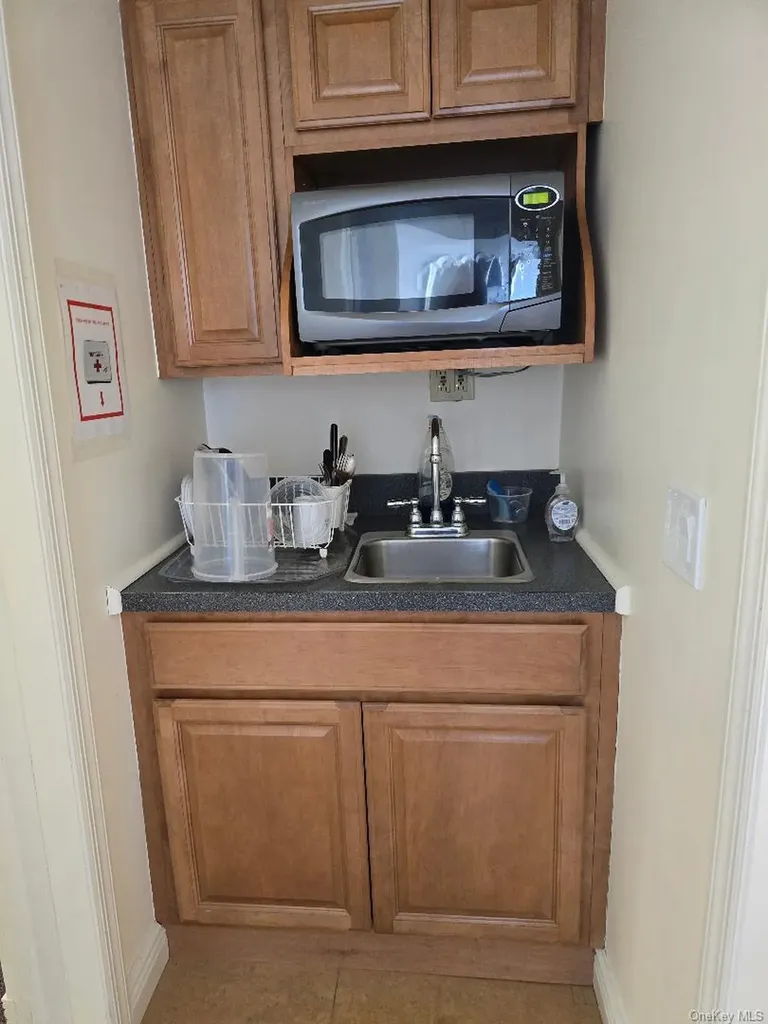139 Merrick Road Lynbrook NY 11563