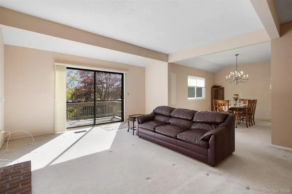220 Heritage Hills Somers NY 10589