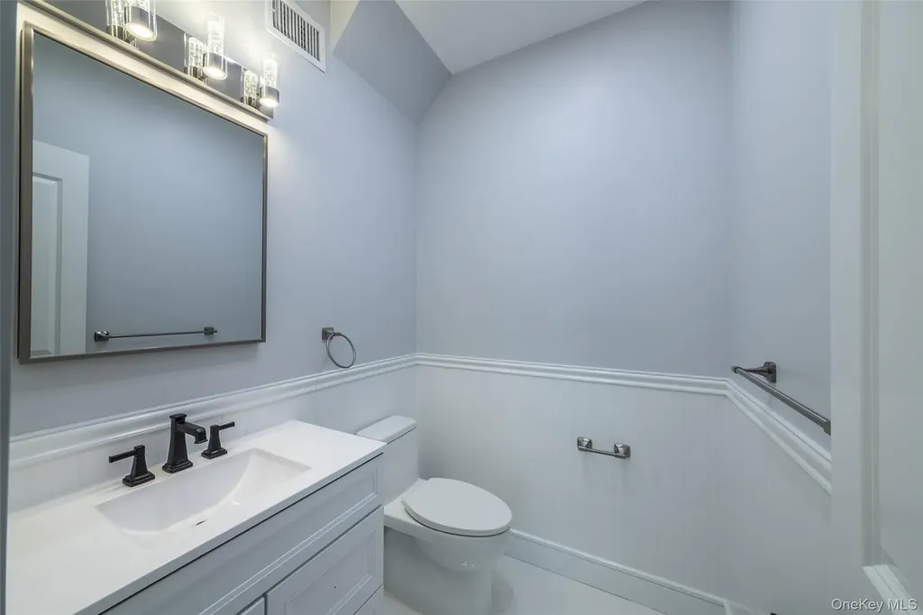 19 Beverly Road New Rochelle NY 10804