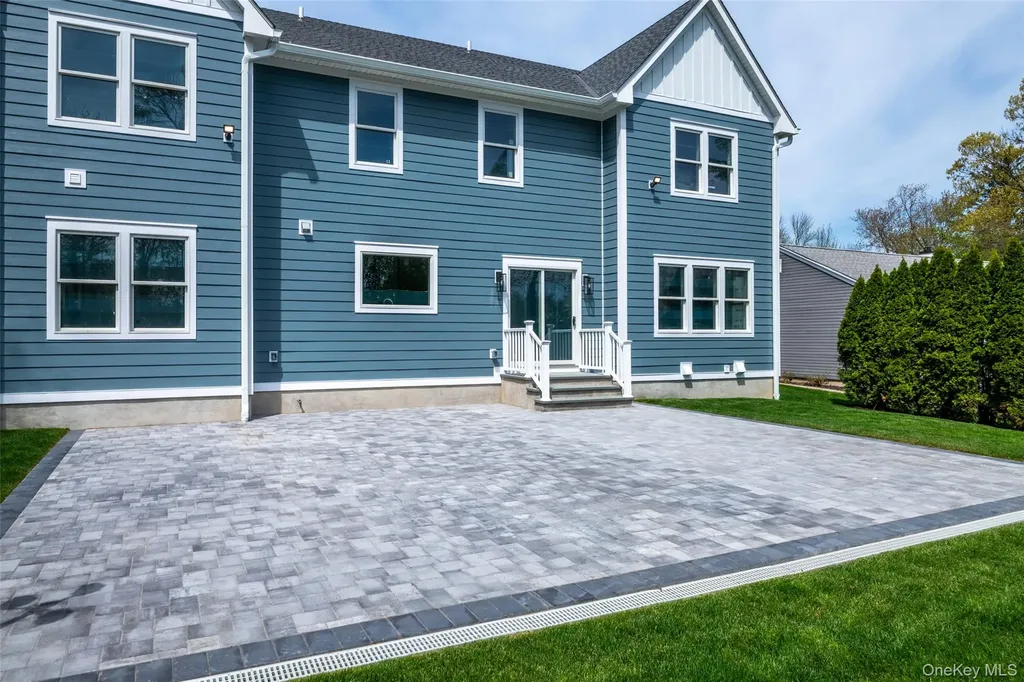 19 Beverly Road New Rochelle NY 10804