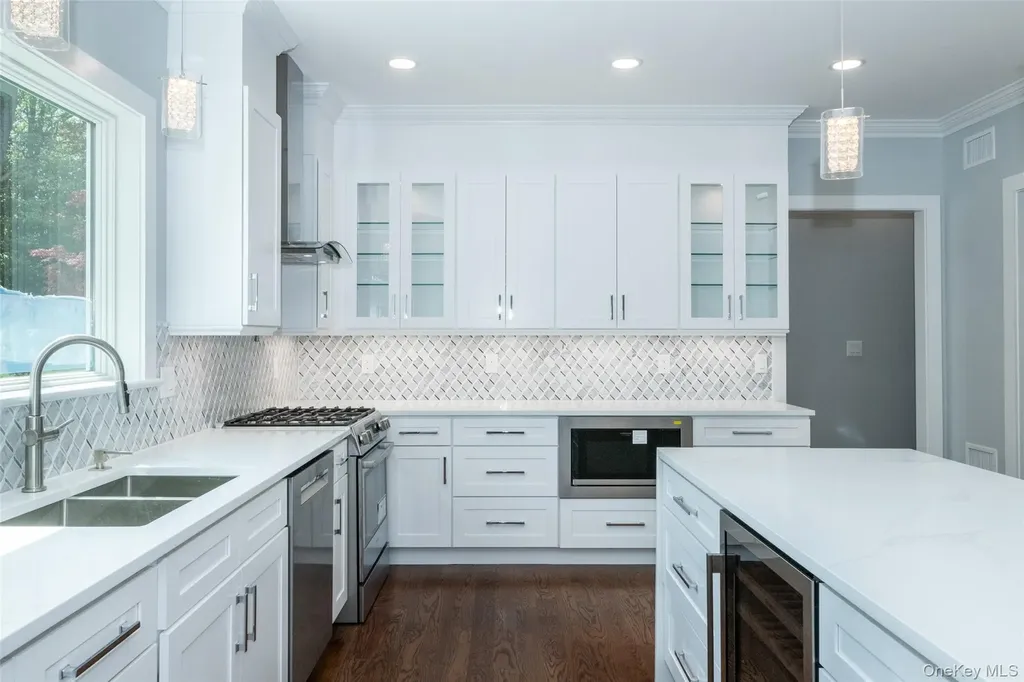 19 Beverly Road New Rochelle NY 10804