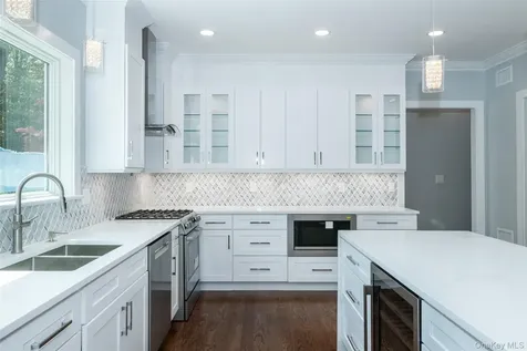 19 Beverly Road New Rochelle NY 10804