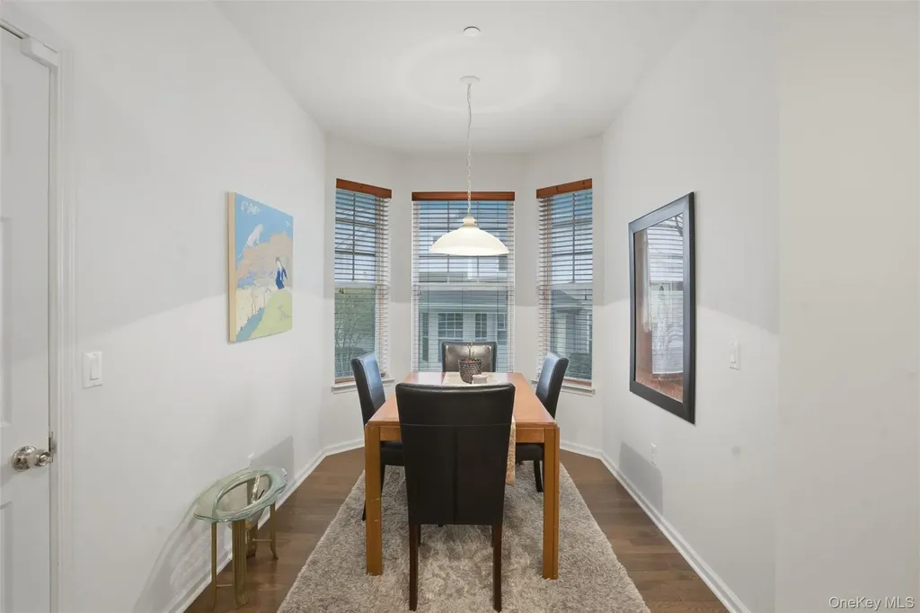 136 Hudson Pointe Drive Poughkeepsie NY 12601