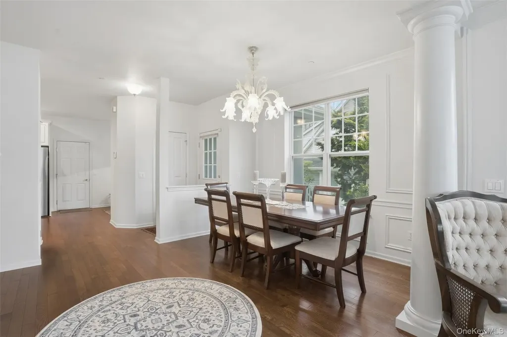 136 Hudson Pointe Drive Poughkeepsie NY 12601