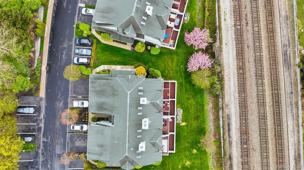 136 Hudson Pointe Drive Poughkeepsie NY 12601