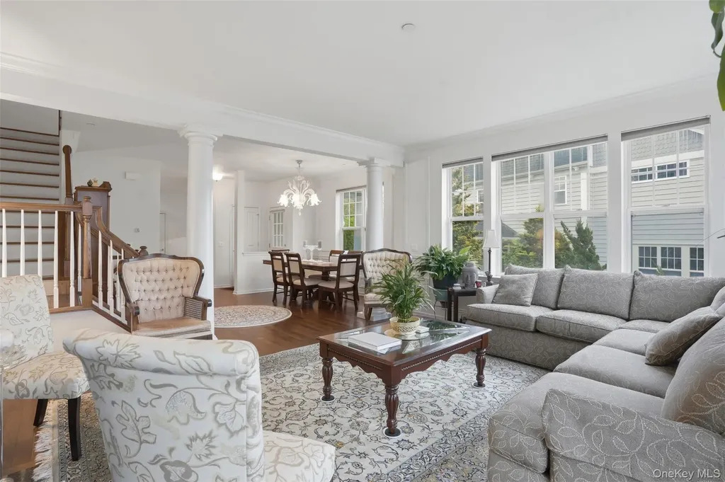 136 Hudson Pointe Drive Poughkeepsie NY 12601