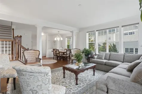 136 Hudson Pointe Drive Poughkeepsie NY 12601