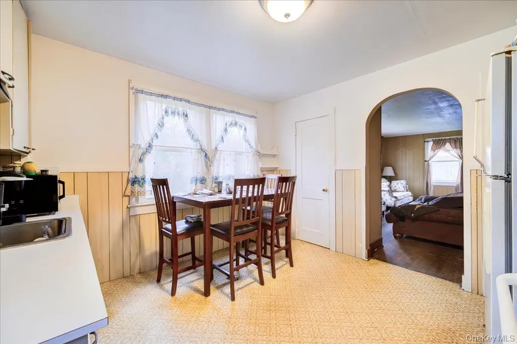 144 Cream Street Poughkeepsie NY 12601