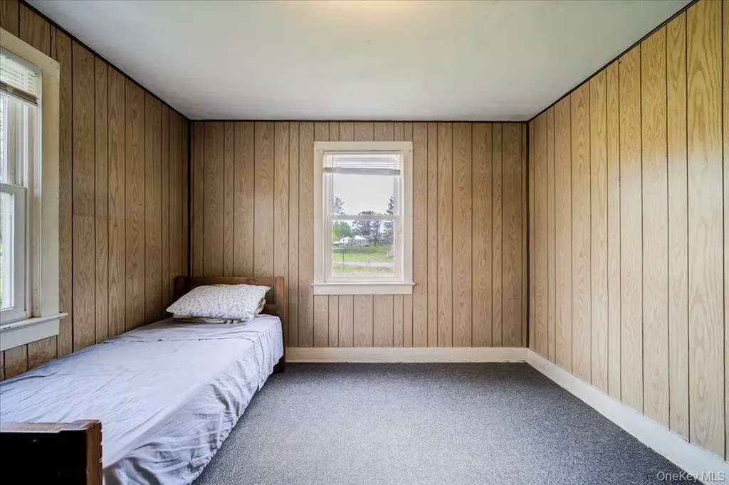 144 Cream Street Poughkeepsie NY 12601